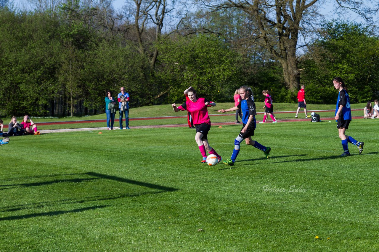 Bild 72 - B-Juniorinnen SV Wahlstedt - TSV Zarpen : Ergebnis: 11:0